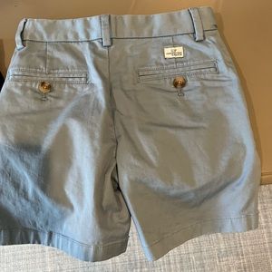 Kids vineyard vines blue shorts size 5